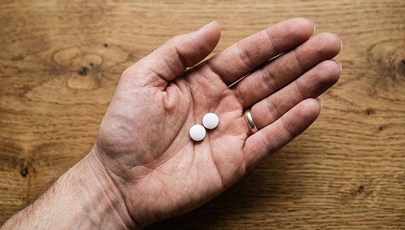 Таблетки на ладони